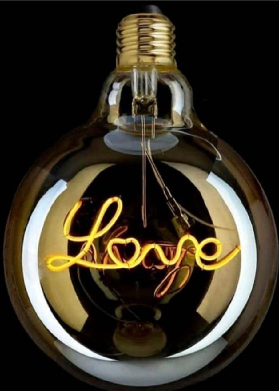 لامپ ادیسونی طرح LOVE مناسب دکور، نورپردازی فانتزی و تزیین اتاق