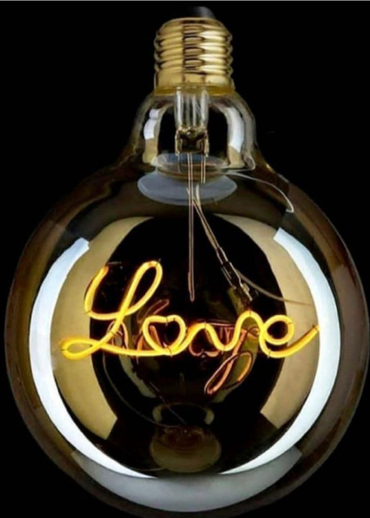 لامپ ادیسونی طرح LOVE مناسب دکور، نورپردازی فانتزی و تزیین اتاق